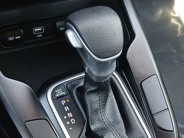Certified 2025 Kia Soul LX w/ LX Technology Package FWD image 19
