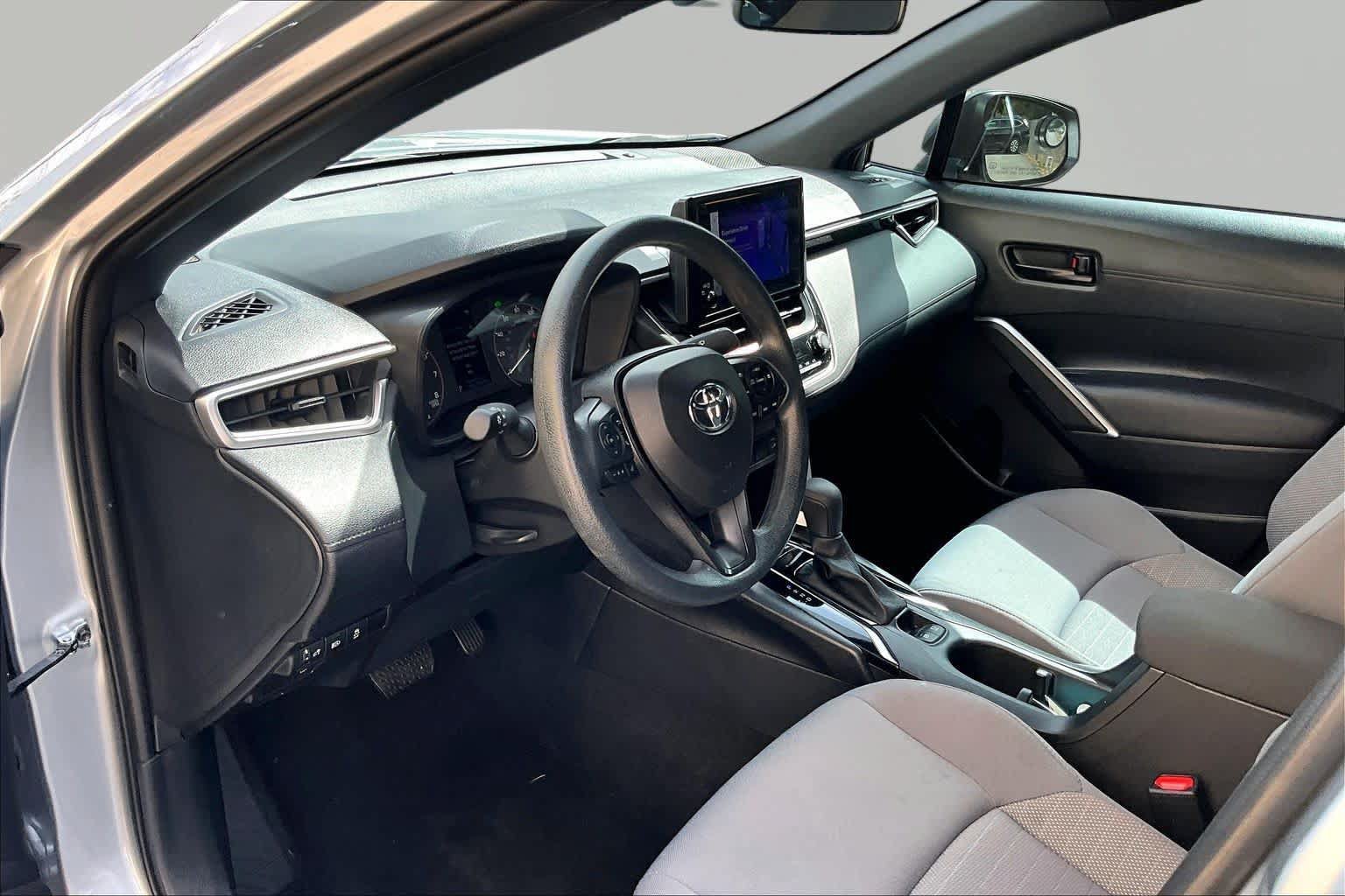 Certified 2023 Toyota Corolla Cross AWD Hybrid image 18