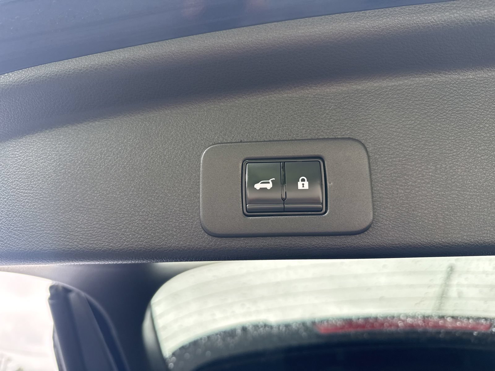 Used 2025 Nissan Murano SL AWD/4WD image 14