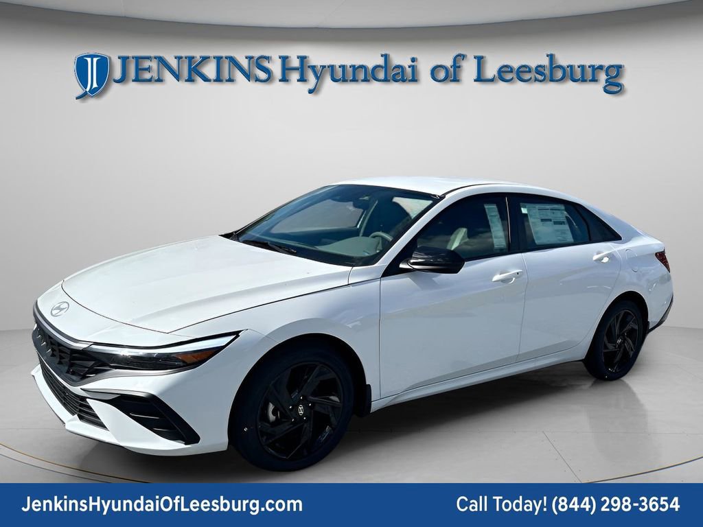 New 2026 Hyundai Elantra Sport FWD image 11