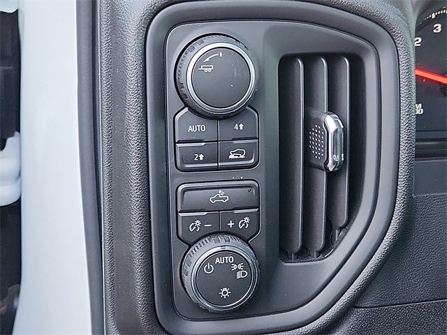 New 2026 Chevrolet Silverado 1500 Custom w/ LPO, Dark Essentials Package image 9