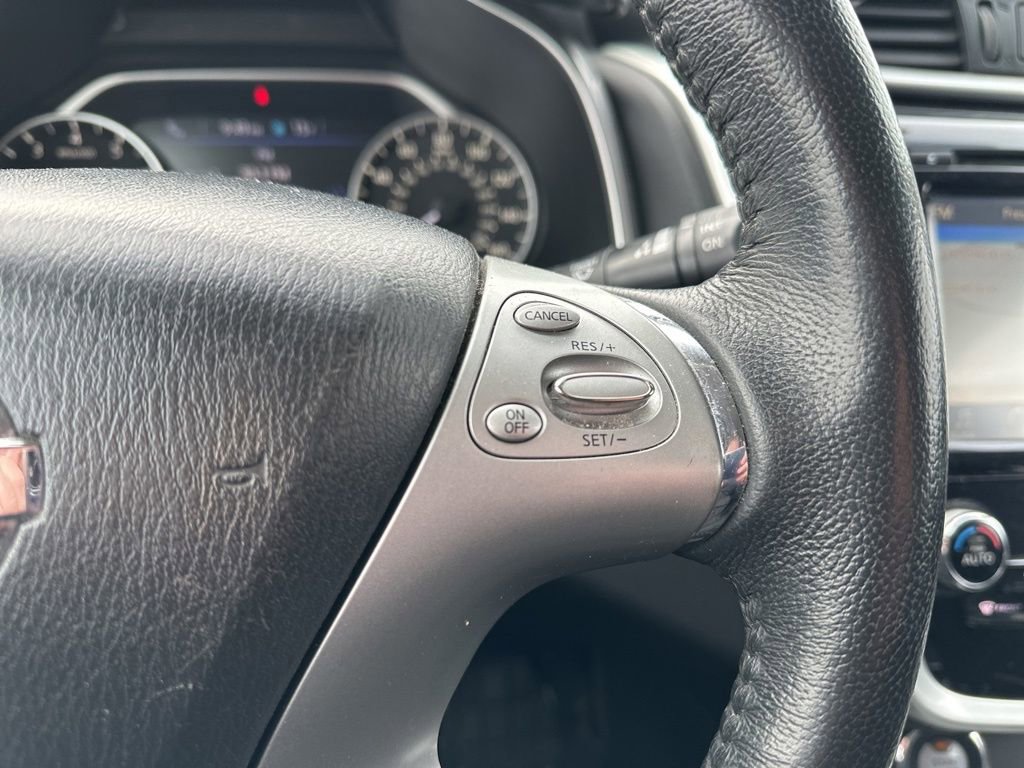 Used 2018 Nissan Murano SV image 21