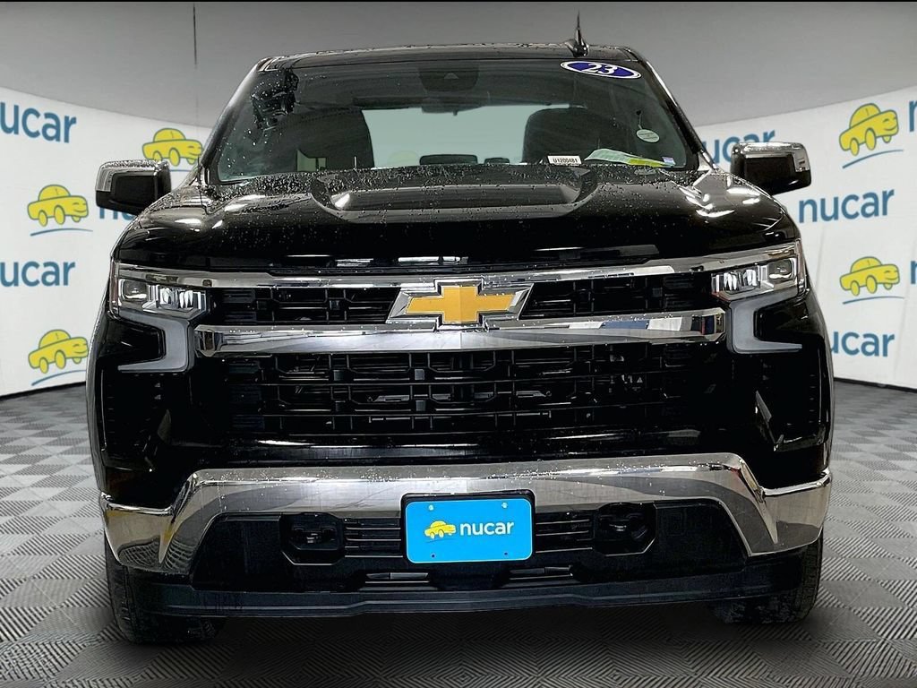 Used 2023 Chevrolet Silverado 1500 LT AWD/4WD image 2