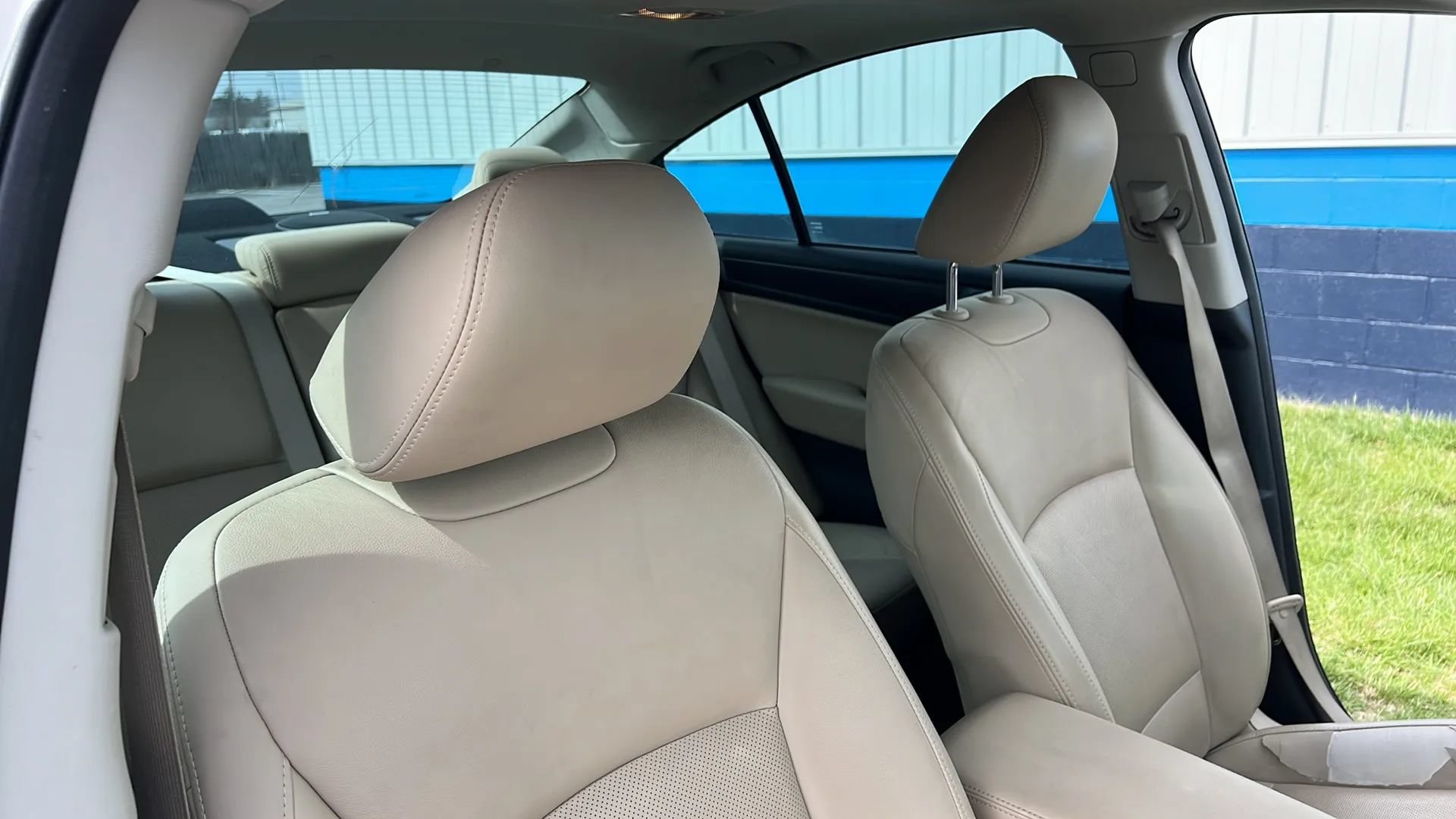Used 2017 Subaru Legacy 2.5i Limited AWD/4WD image 21