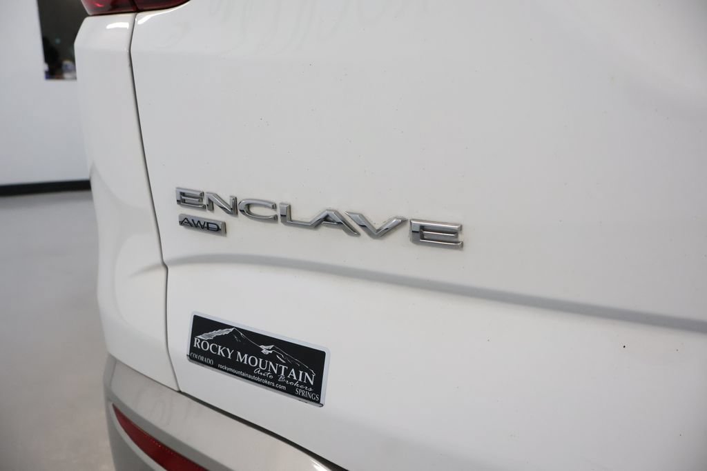 Used 2020 Buick Enclave Essence w/ Trailering Package, 5000 lbs. AWD/4WD image 10
