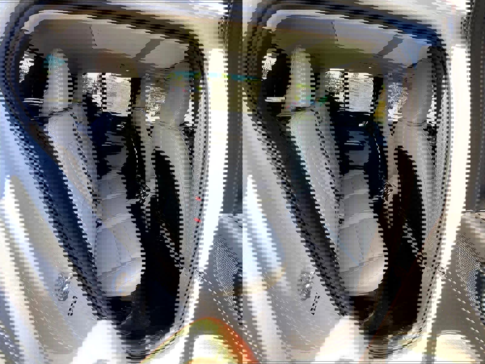 New 2026 Volvo XC40 B5 Ultra w/ Climate Package image 27