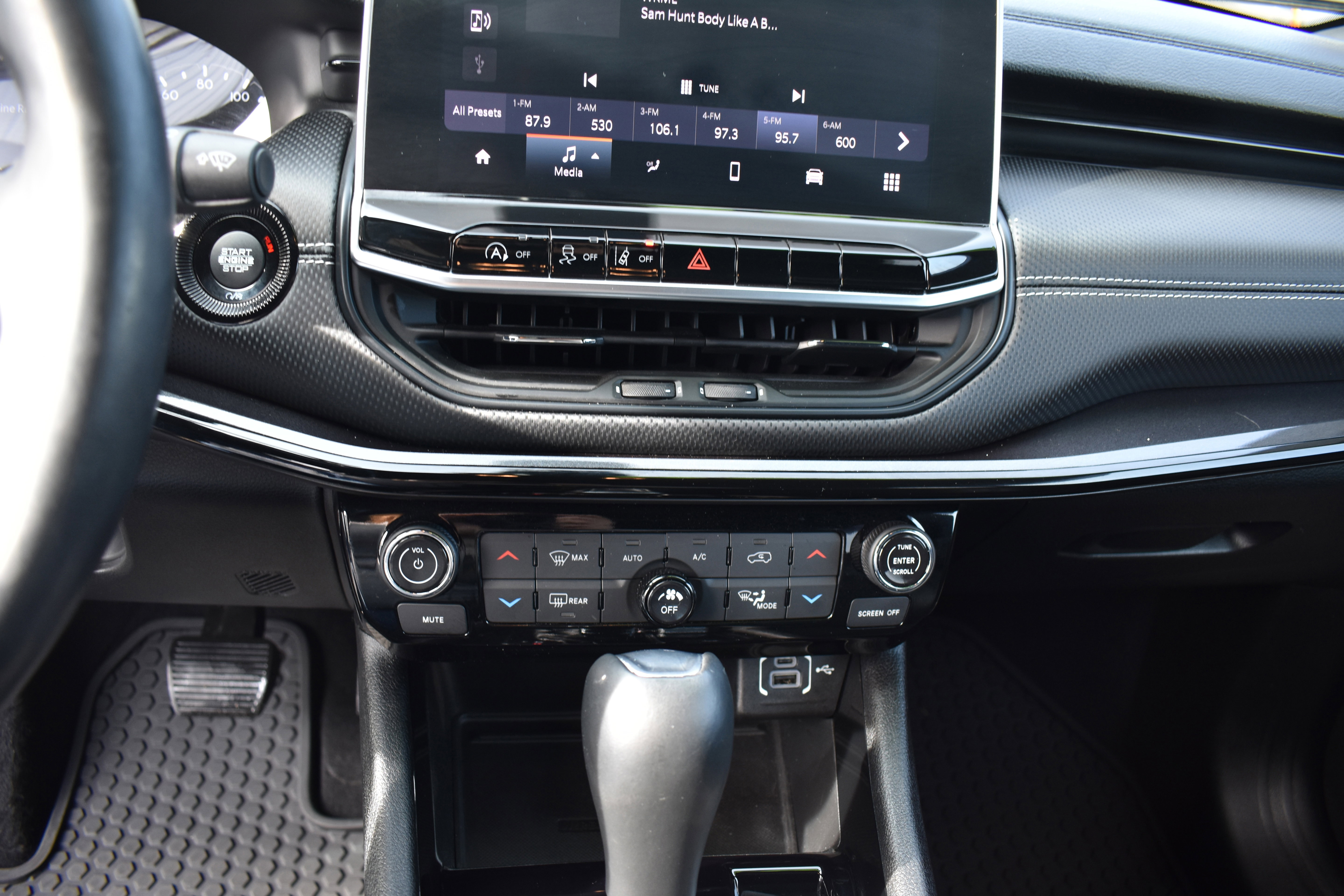 Used 2022 Jeep Compass Altitude w/ Convenience Group image 19