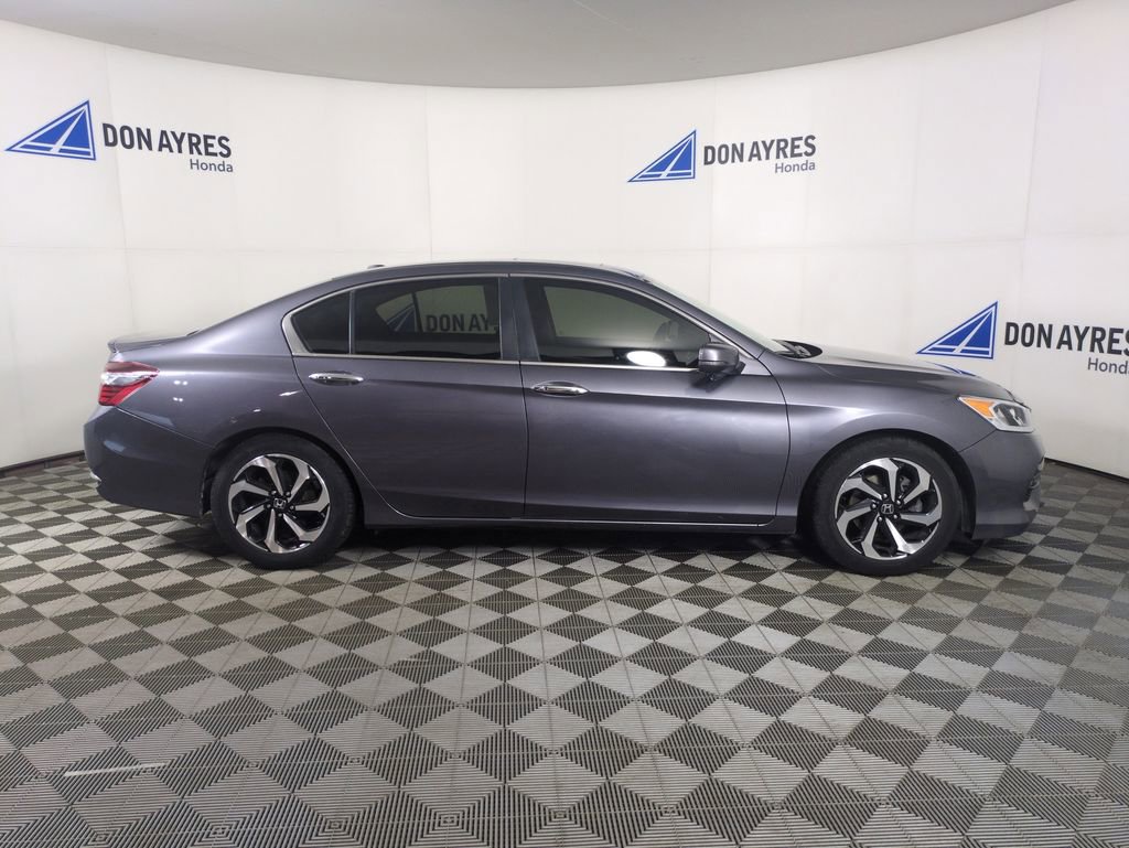 Used 2016 Honda Accord EX image 6