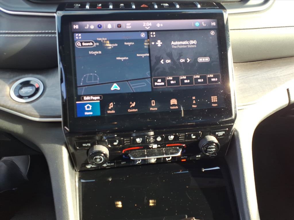 Certified 2024 Jeep Grand Cherokee L Limited w/ Luxury Tech Group II image 18