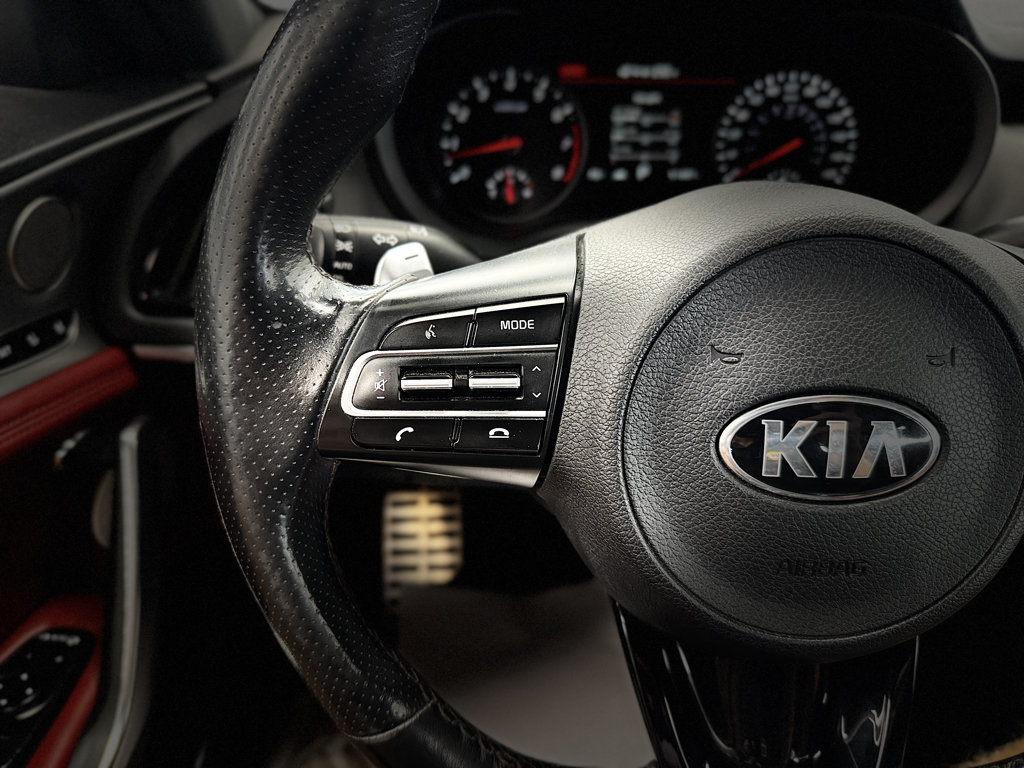Used 2021 Kia Stinger GT1 AWD/4WD image 20