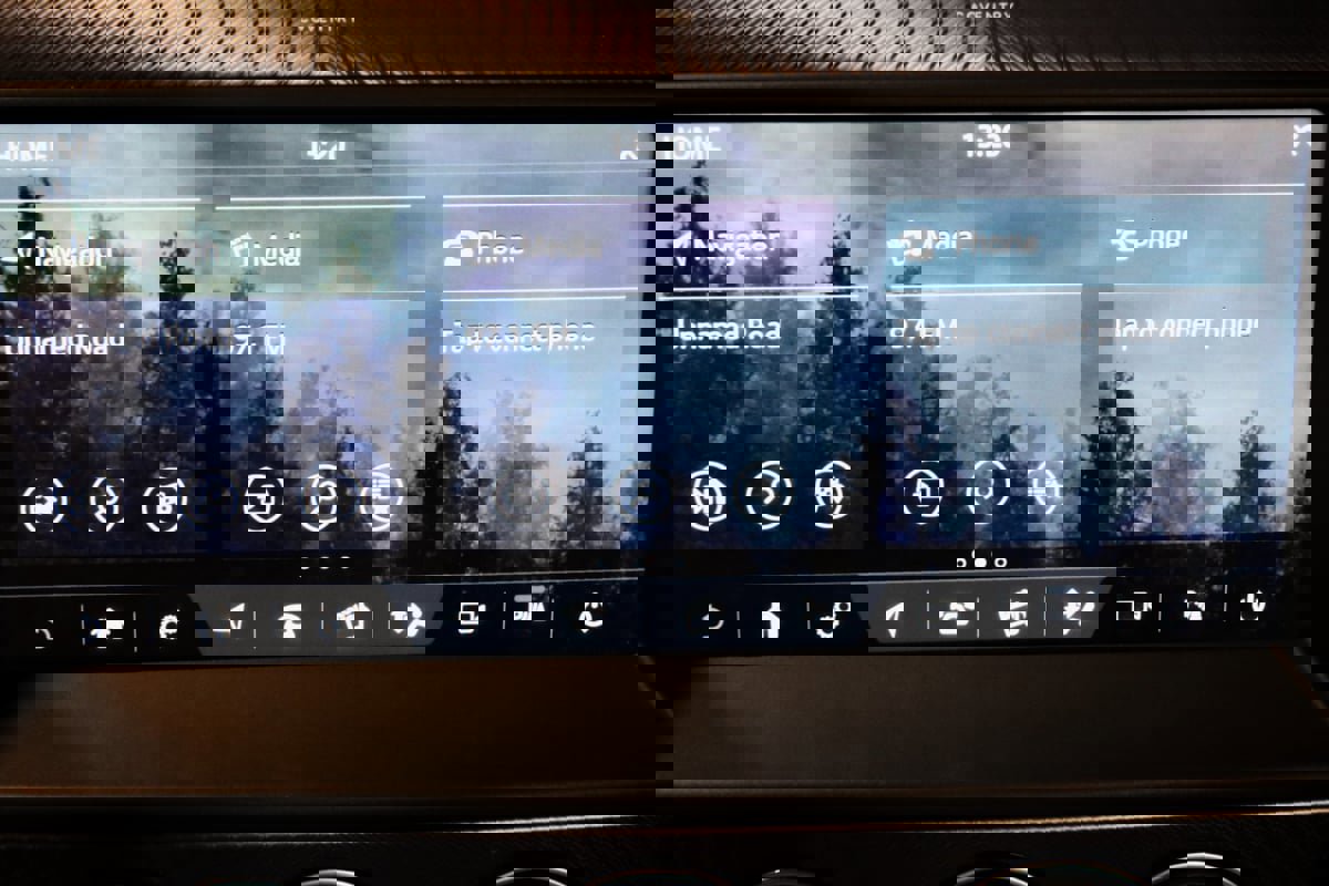 Used 2021 Jaguar F-TYPE R-Dynamic image 57