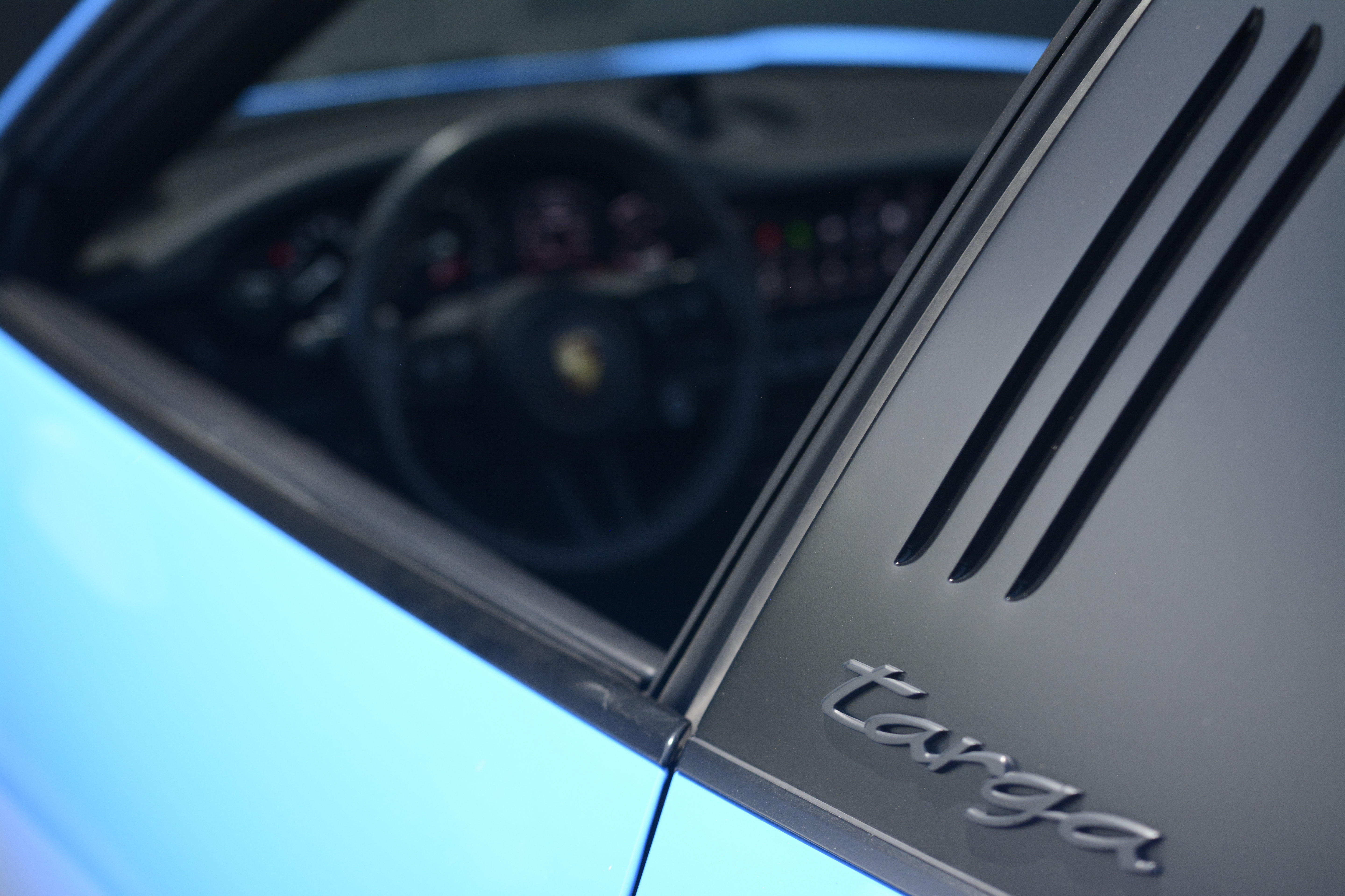 Certified 2022 Porsche 911 Targa 4 GTS AWD/4WD image 15