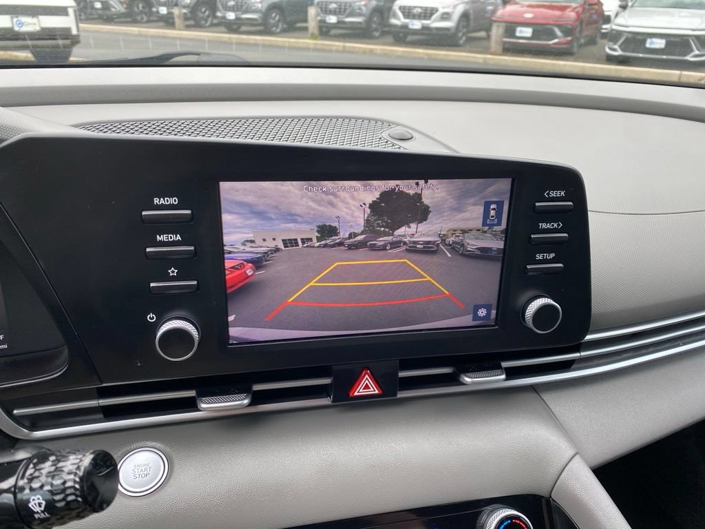 Certified 2023 Hyundai Elantra SEL FWD image 12