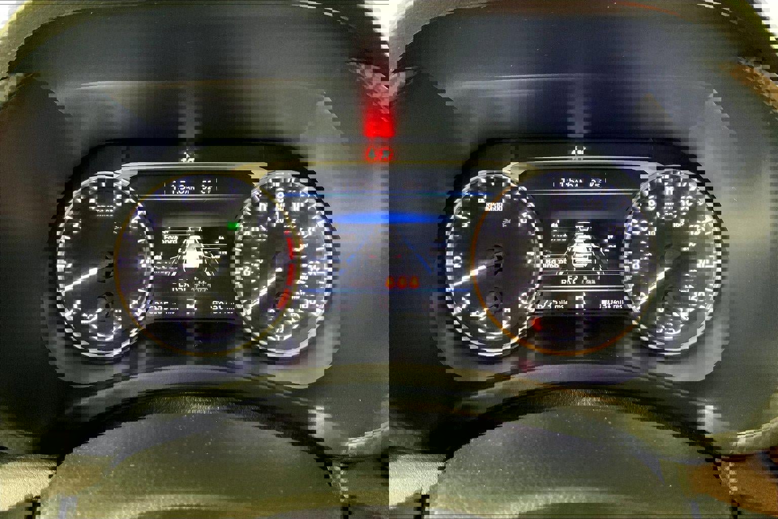 Used 2022 Nissan Sentra SV w/ SV Premium Package image 20