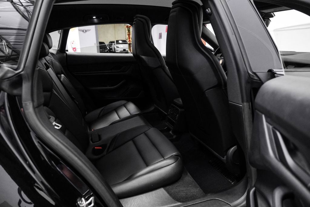 Used 2023 Porsche Taycan 4 Cross Turismo image 39