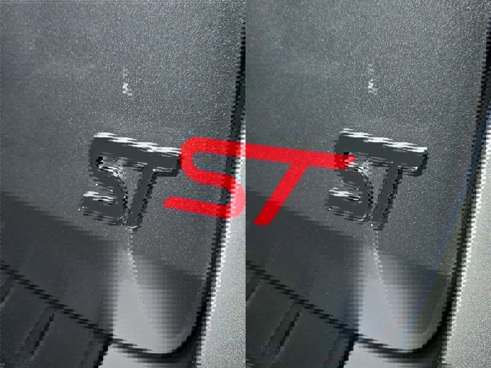 Used 2024 Ford Explorer ST w/ Equipment Group 401A image 5