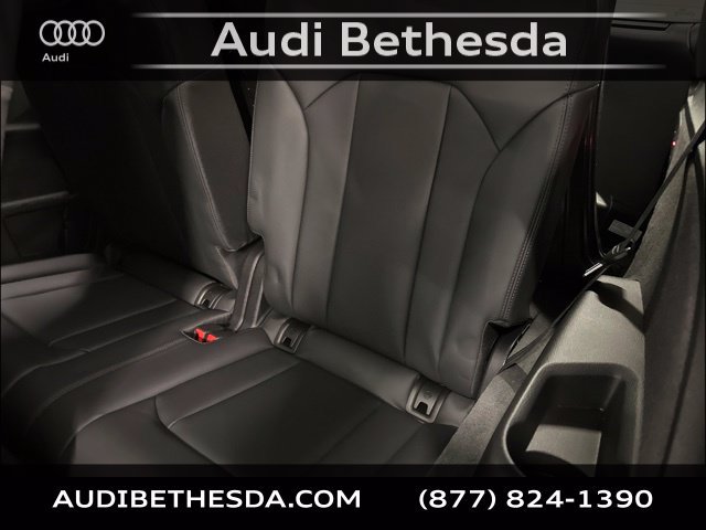 New 2026 Audi SQ7 Premium Plus AWD/4WD image 25