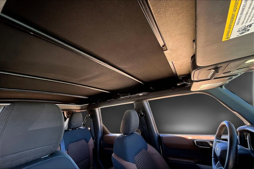 Used 2022 Ford Bronco Outer Banks AWD/4WD image 17