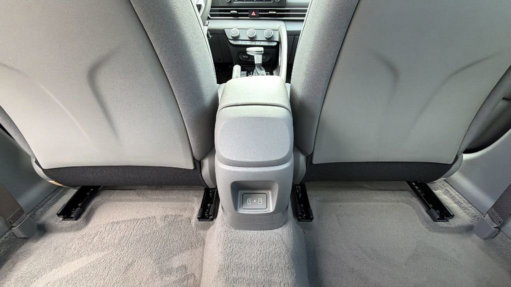 New 2026 Hyundai Elantra SE image 20