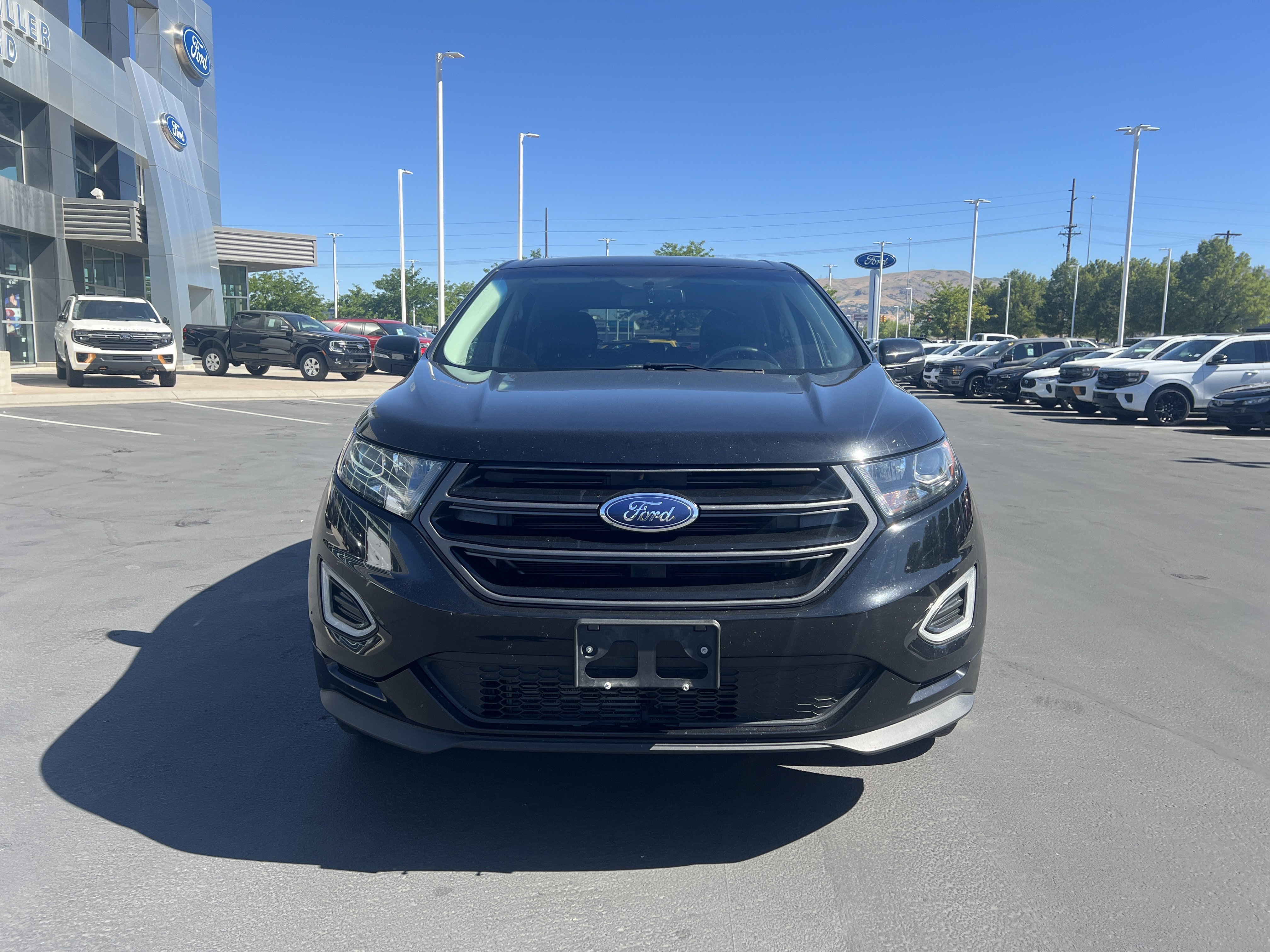 Used 2016 Ford Edge Sport w/ Cold Weather Package AWD/4WD image 8