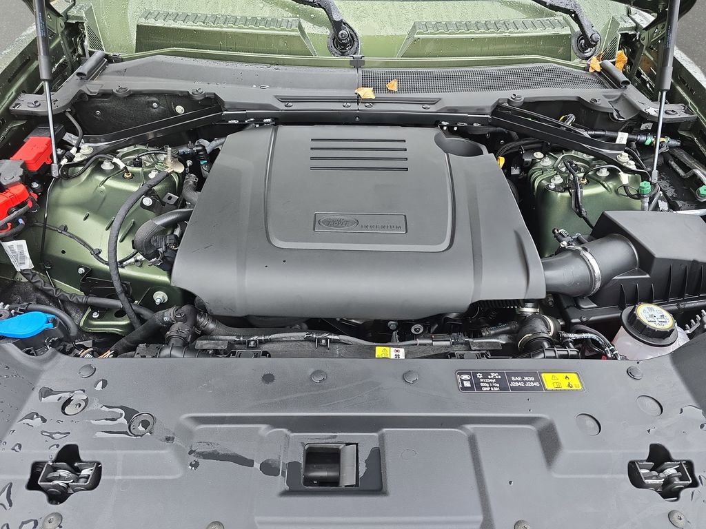 New 2026 Land Rover Defender 110 S image 33
