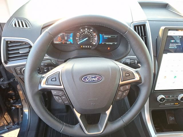Used 2024 Ford Edge SEL w/ Convenience Package AWD/4WD image 14
