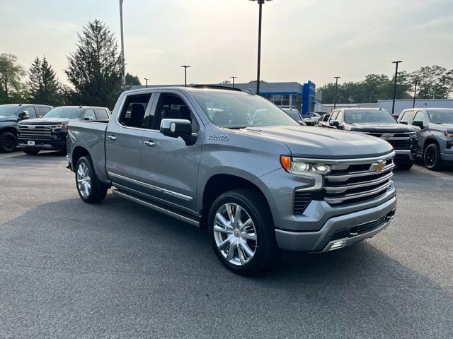 Used 2025 Chevrolet Silverado 1500 High Country w/ High Country Premium Package image 4