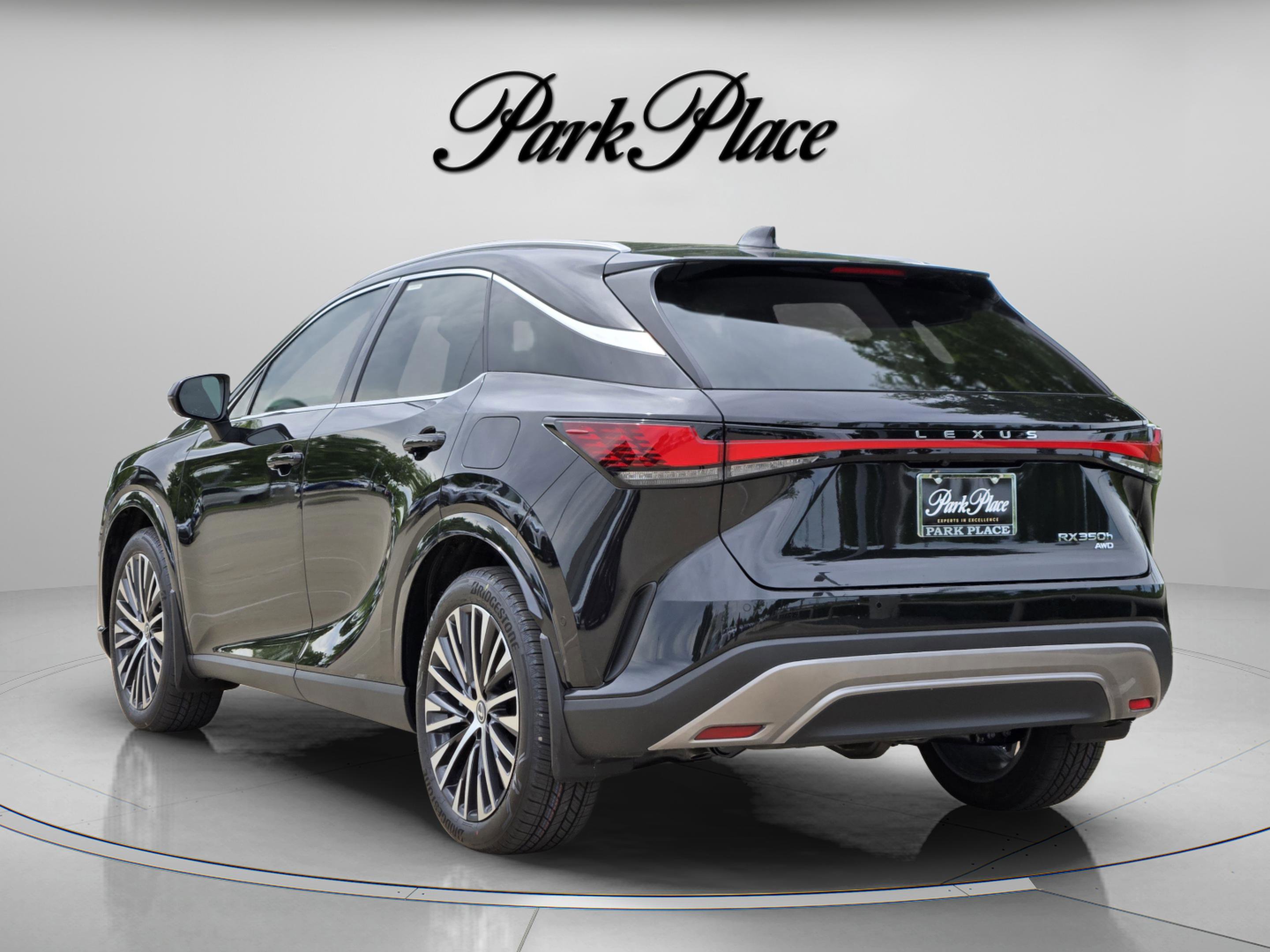 New 2026 Lexus RX 350h AWD/4WD image 3