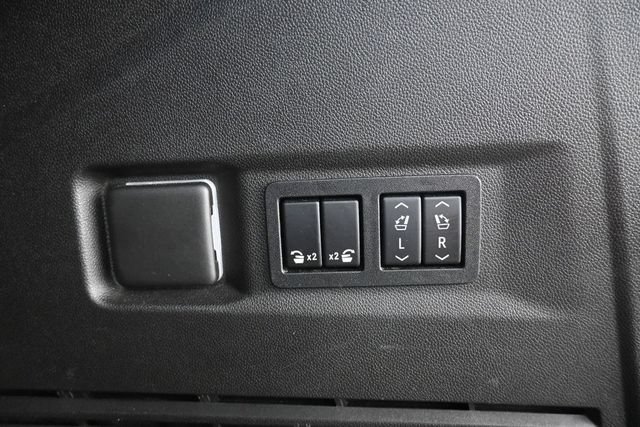 Certified 2021 Chevrolet Tahoe Z71 w/ Z71 Signature Package AWD/4WD image 37