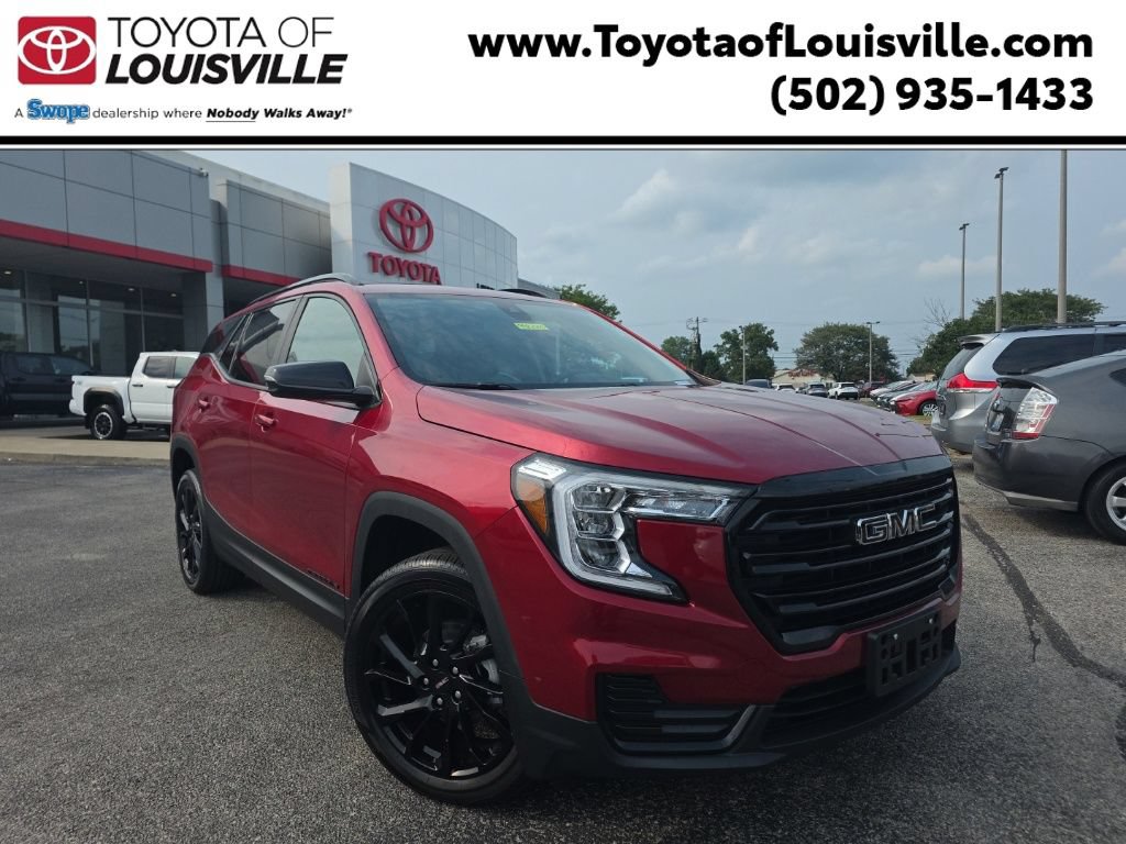 Used 2023 GMC Terrain SLE w/ Driver Convenience Package