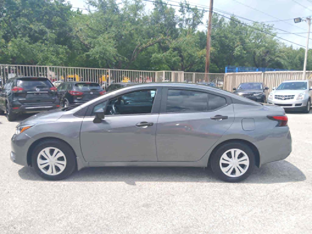 Used 2025 Nissan Versa S w/ Trunk Package FWD image 8