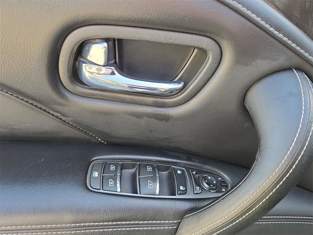 Used 2024 INFINITI QX80 Luxe image 13