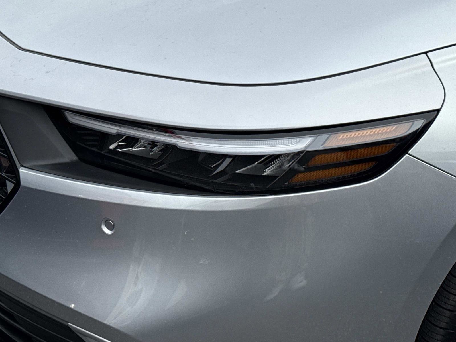 Used 2025 Honda Accord EX-L image 4