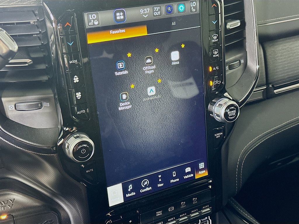 Used 2024 RAM 2500 Limited image 26