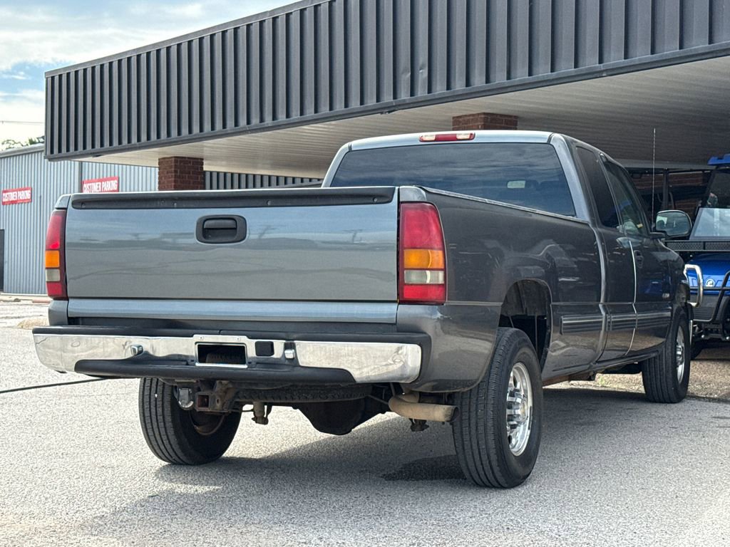 Used 1999 Chevrolet Silverado 2500 LS w/ Firm Ride Suspension Pkg RWD image 9