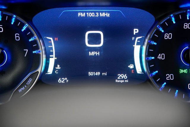 Used 2024 Chrysler Pacifica Touring-L image 35