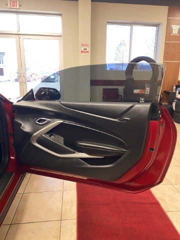 Used 2017 Chevrolet Camaro LT RWD image 16