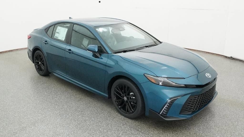New 2026 Toyota Camry SE image 13
