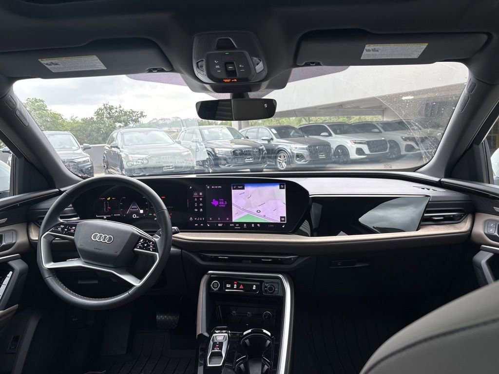 Used 2025 Audi Q5 Premium Plus w/ Premium Plus AWD/4WD image 19