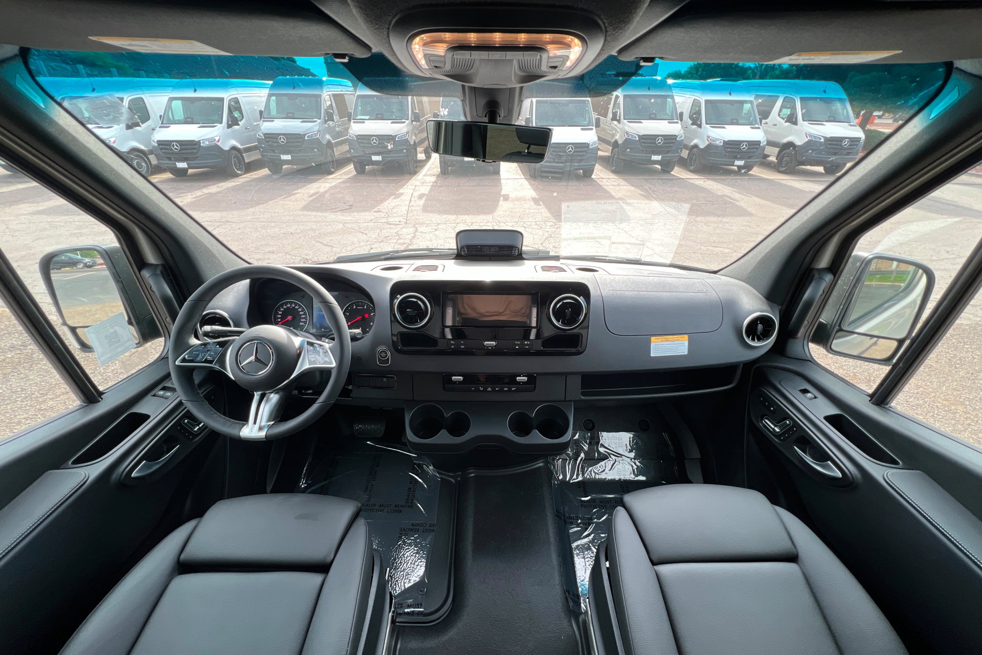 New 2026 Mercedes-Benz Sprinter 2500 image 9