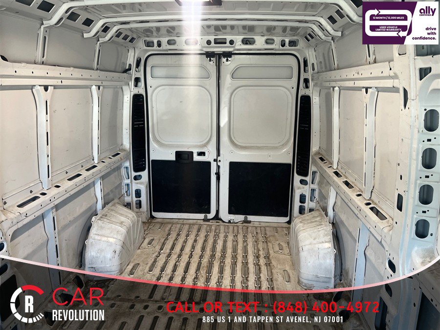 Used 2025 RAM ProMaster 2500 w/ Convenience Group FWD image 10