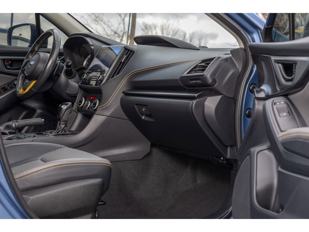 Used 2022 Subaru Crosstrek 2.5i Sport w/ Moonroof Package image 10