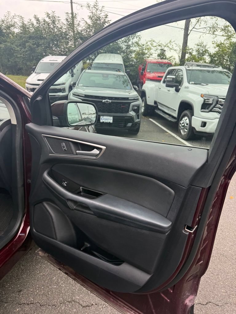 Used 2020 Ford Edge SEL w/ Convenience Package FWD image 20
