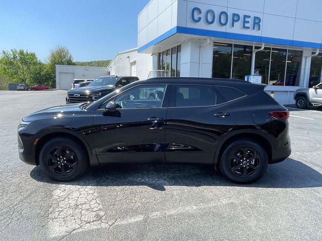 Certified 2024 Chevrolet Blazer LT w/ Convenience Package image 2