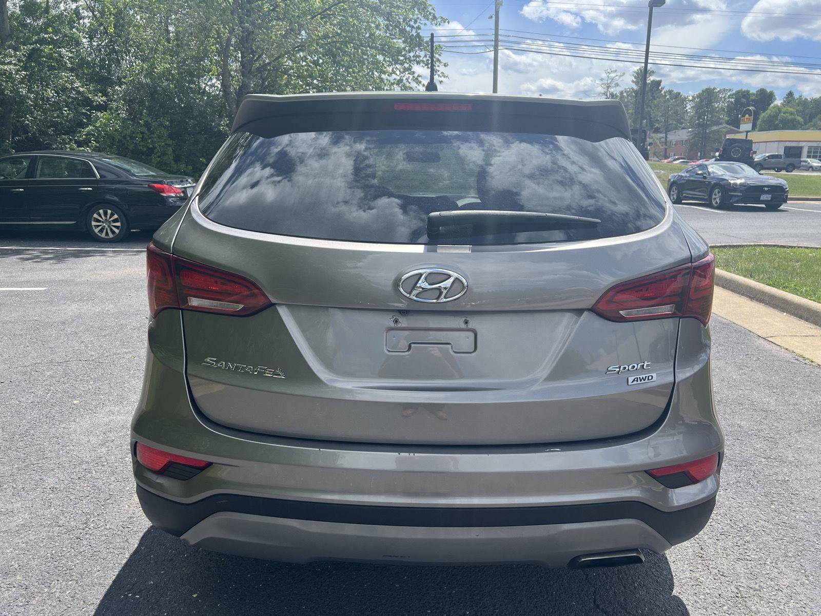 Used 2018 Hyundai Santa Fe Sport AWD/4WD image 4