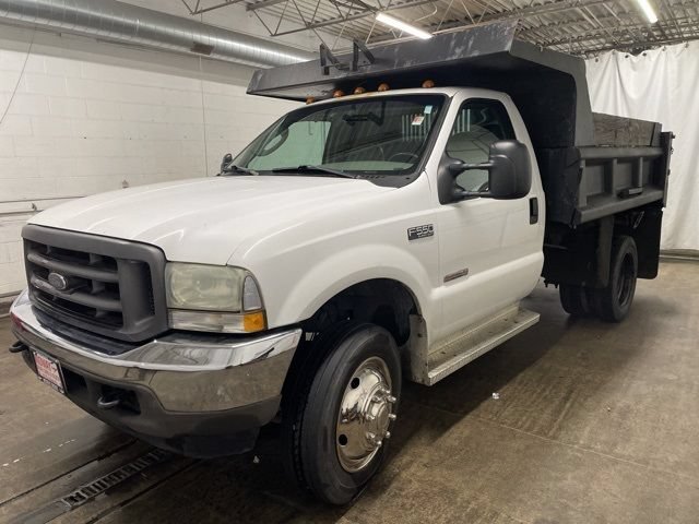 Used 2004 Ford F550 4x4 Regular Cab Super Duty image 3