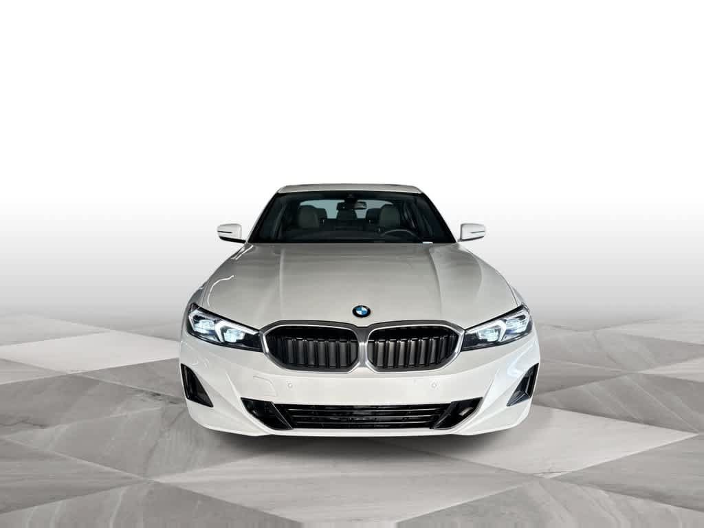 Used 2026 BMW 330i xDrive Sedan AWD/4WD image 3
