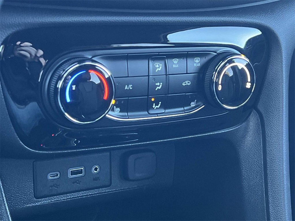 Certified 2022 Buick Encore GX Preferred w/ Cold Weather Comfort Package image 21