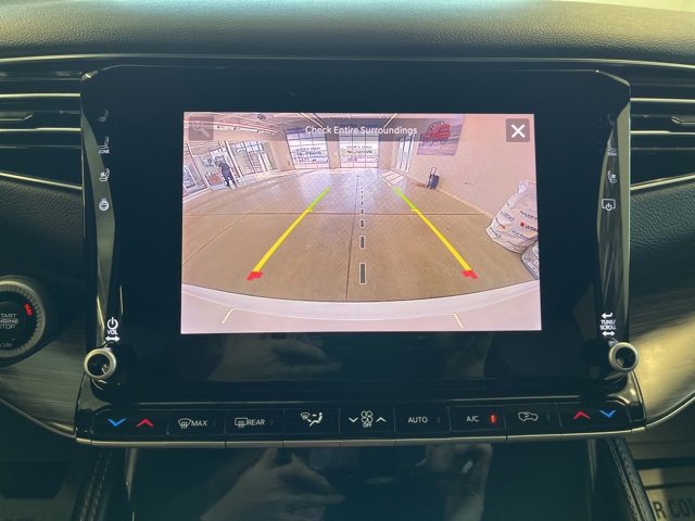 Used 2023 Jeep Wagoneer L Series II image 23