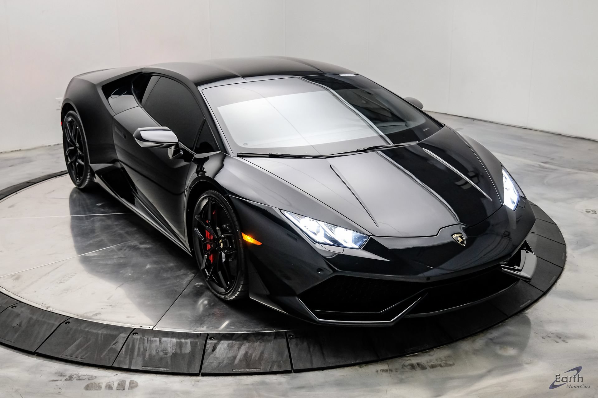 Used 2015 Lamborghini Huracan LP 610-4 AWD/4WD image 30